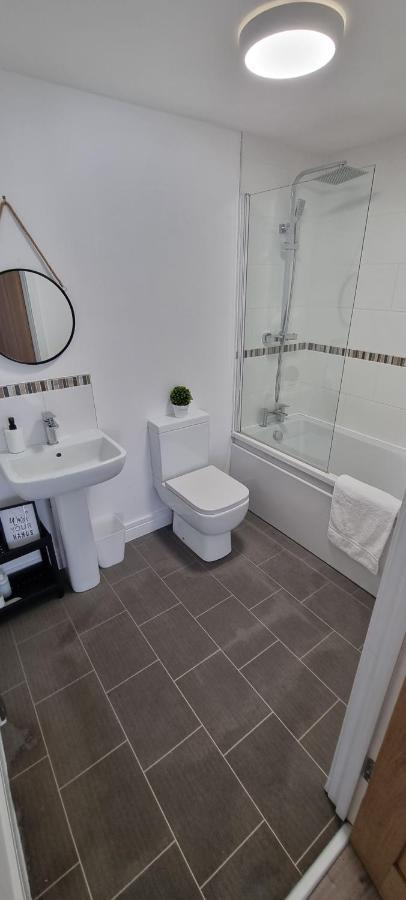 Fab 2Bedroom Apartment- Free Parking, 5Mins From City Centre, Portland Rd Ne2 1Dj นิวคาสเซิล อะพอน ไทน์ ภายนอก รูปภาพ