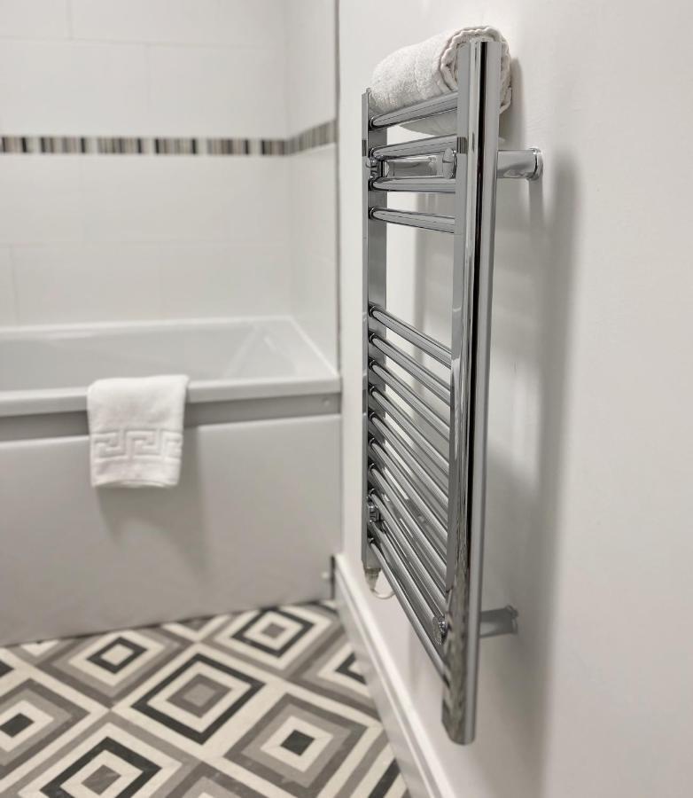 Fab 2Bedroom Apartment- Free Parking, 5Mins From City Centre, Portland Rd Ne2 1Dj นิวคาสเซิล อะพอน ไทน์ ภายนอก รูปภาพ