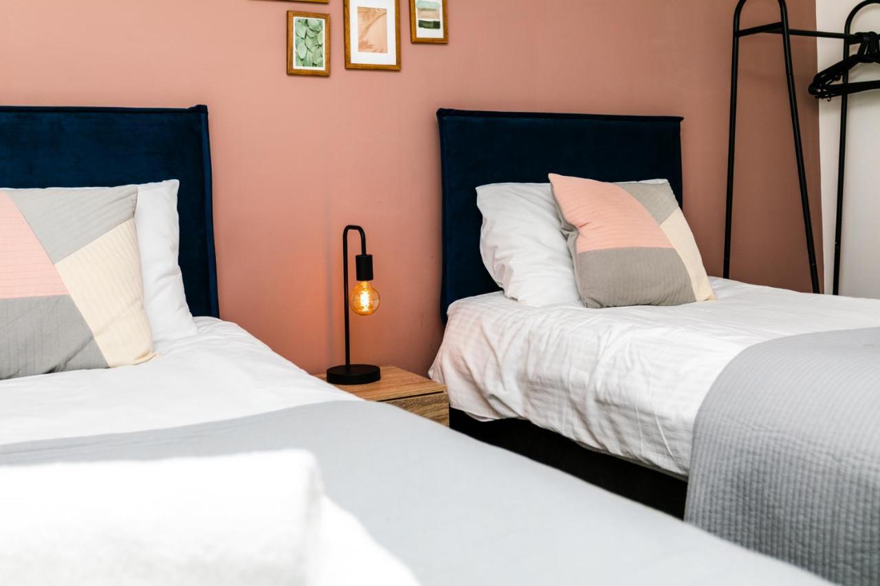 Fab 2Bedroom Apartment- Free Parking, 5Mins From City Centre, Portland Rd Ne2 1Dj นิวคาสเซิล อะพอน ไทน์ ภายนอก รูปภาพ